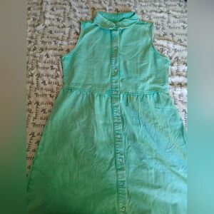 New Mint Green Sleeveless Button-Down Dress